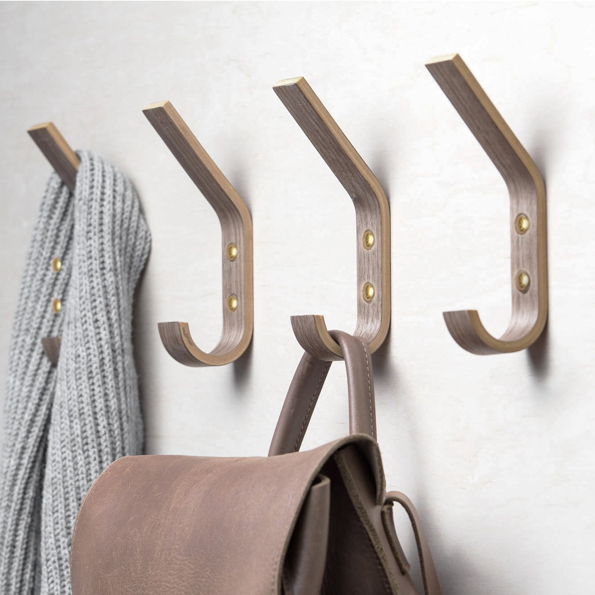 Set of 4 Wooden Wall Hooks, 5 Colors-3